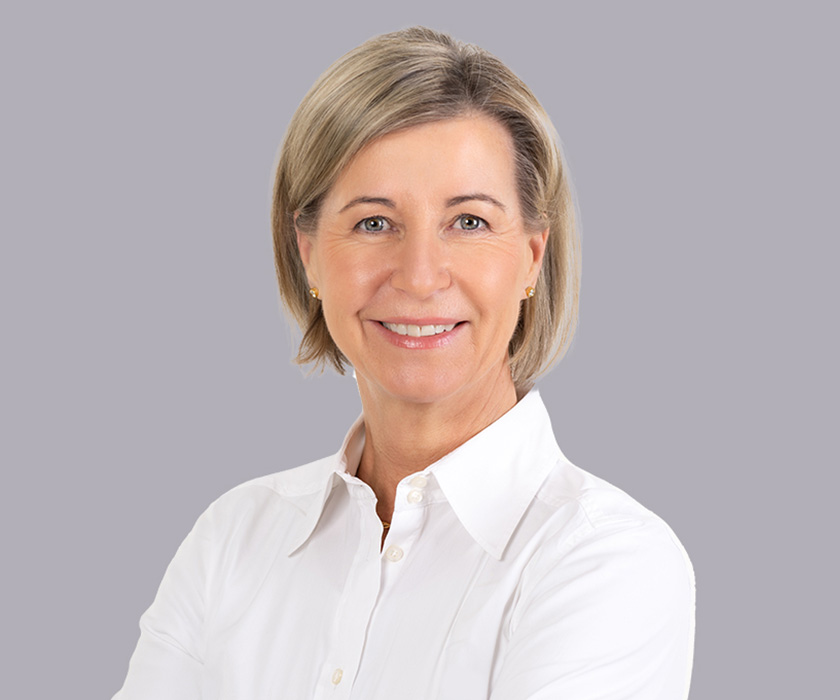 Porträtaufnahme von Dr. Dr. med. Susanne Herrmann-Frühwald